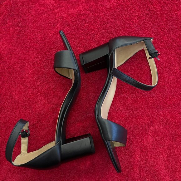 NEW Naturalizer true Colors Vera Ankle Strap Sandals 8.5 M - Picture 4 of 7